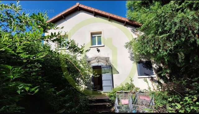 Maison à AULNAY-SOUS-BOIS