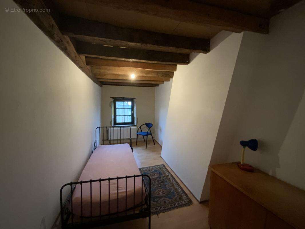 Maison à LE BOURG-D'HEM