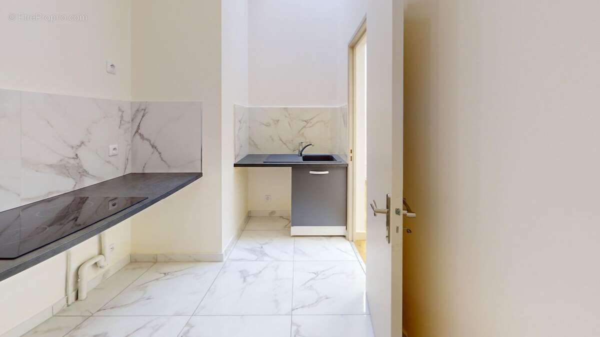 Commerce à PARIS-15E