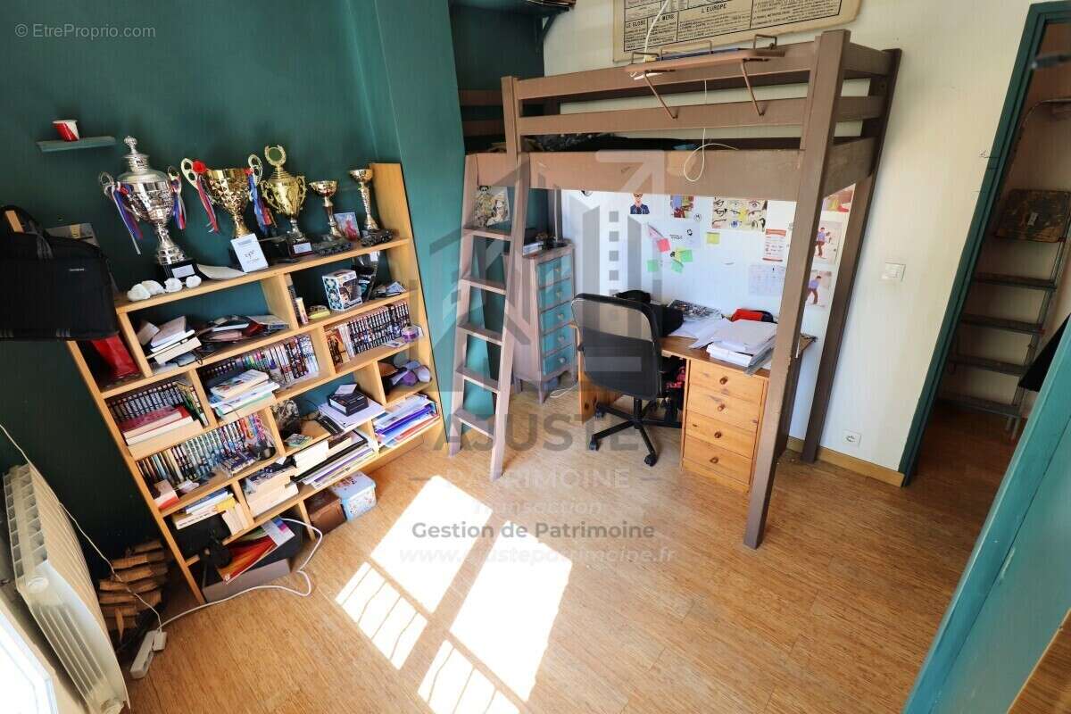 Maison à BRY-SUR-MARNE