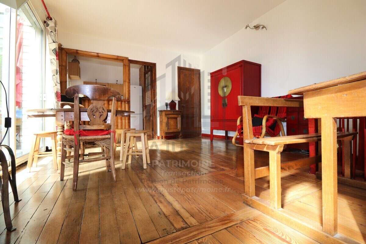 Maison à BRY-SUR-MARNE