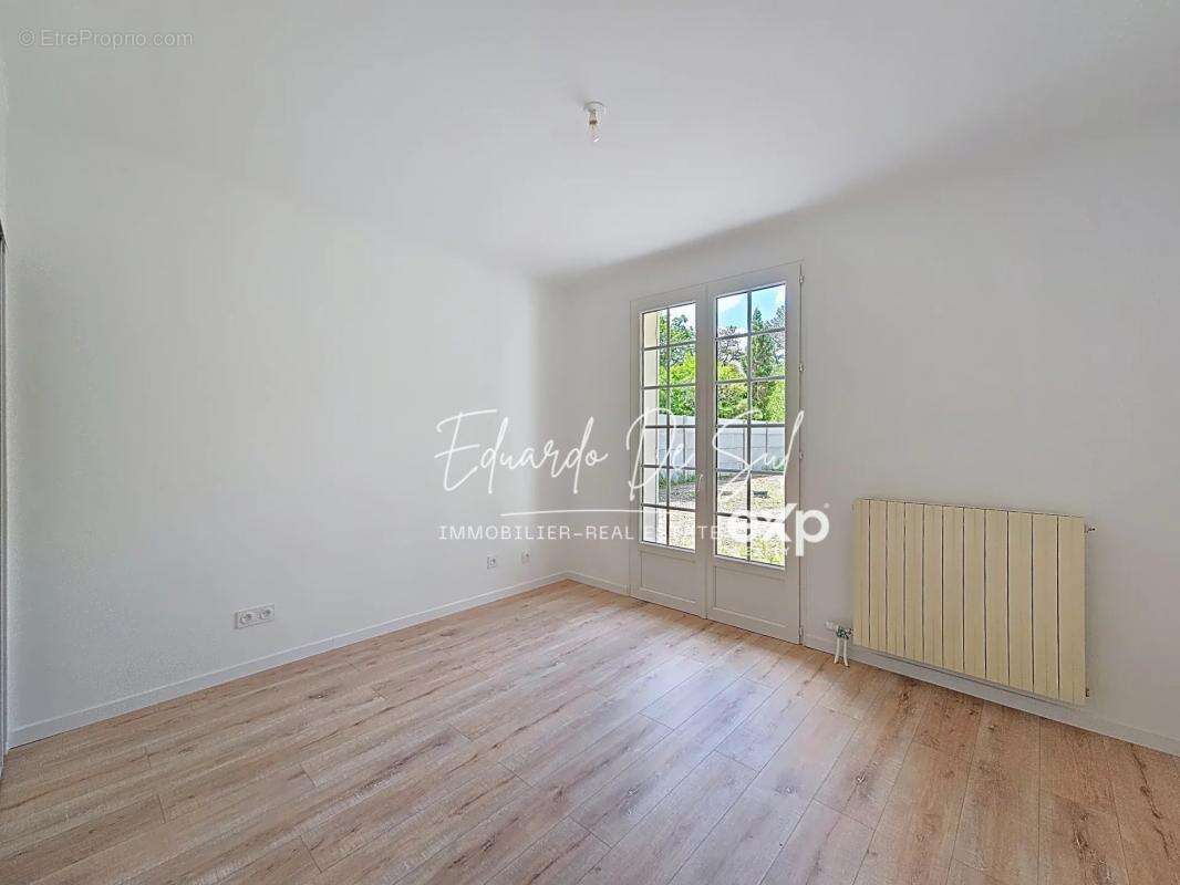 Maison à BLANQUEFORT