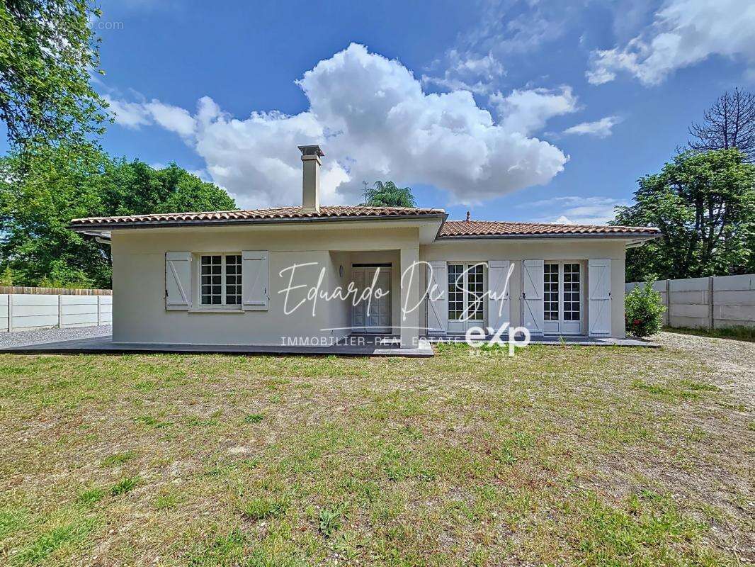 Maison à BLANQUEFORT