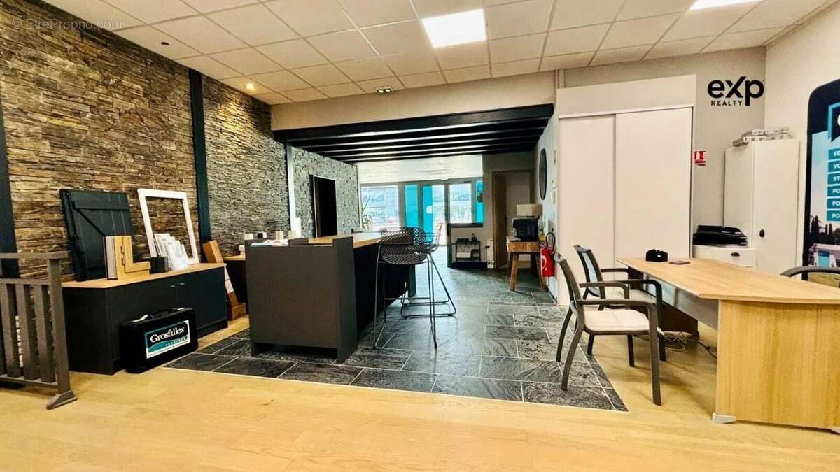 Commerce à LA RAVOIRE