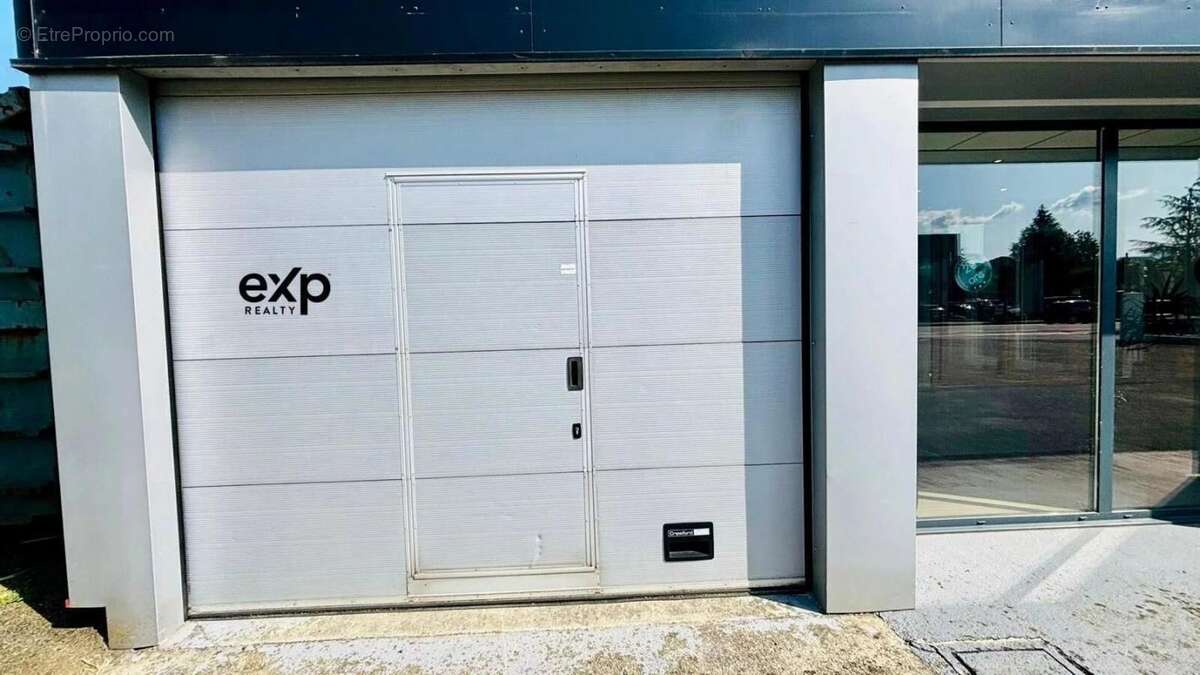 Commerce à LA RAVOIRE