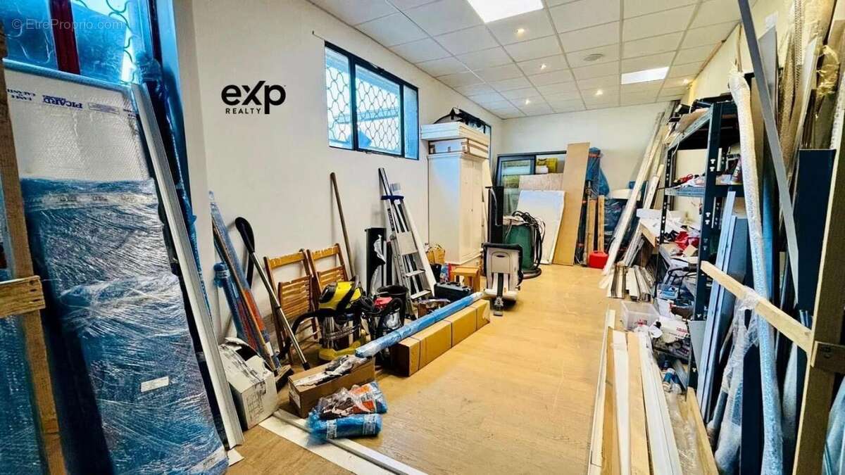 Commerce à LA RAVOIRE