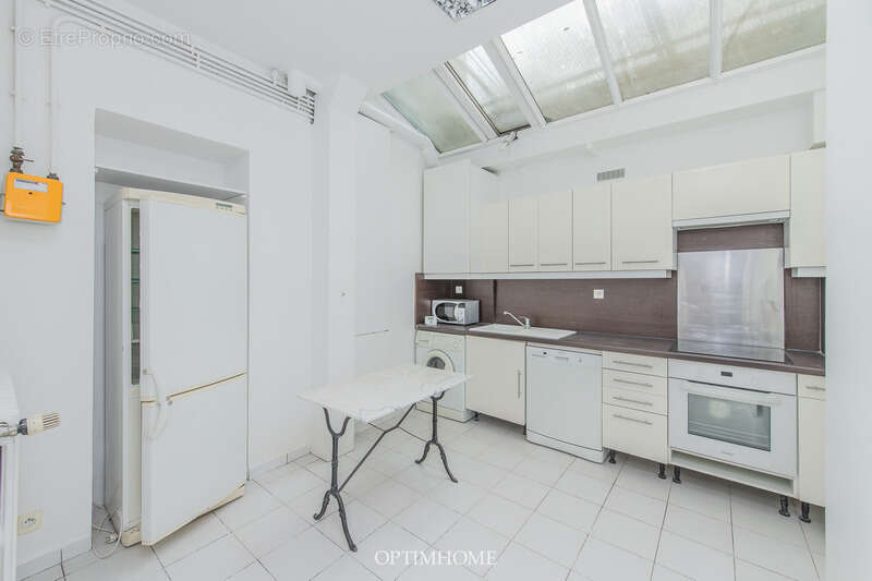 Appartement à PARIS-7E