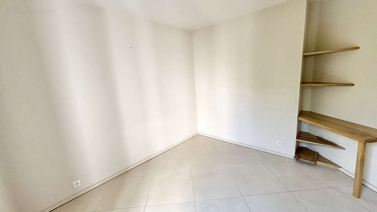 Appartement à ENGHIEN-LES-BAINS