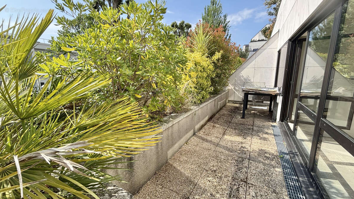 Appartement à ENGHIEN-LES-BAINS