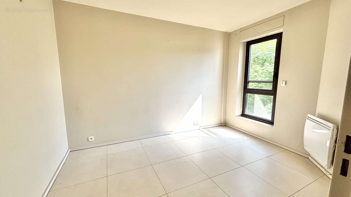 Appartement à ENGHIEN-LES-BAINS