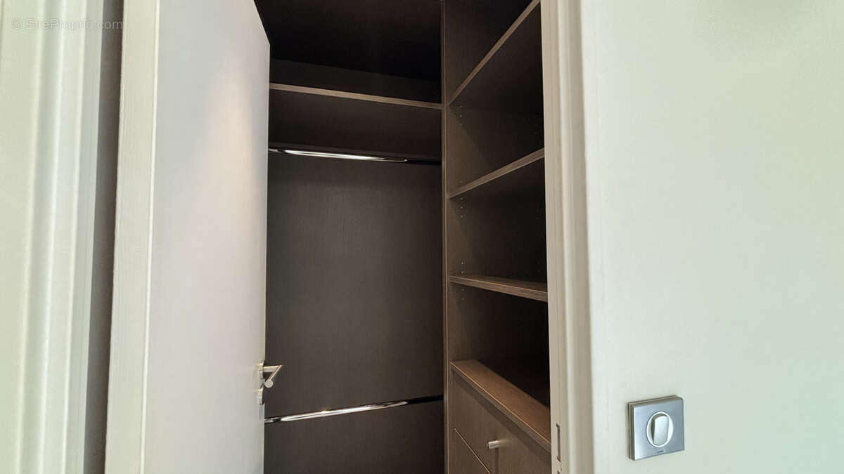 Appartement à ENGHIEN-LES-BAINS
