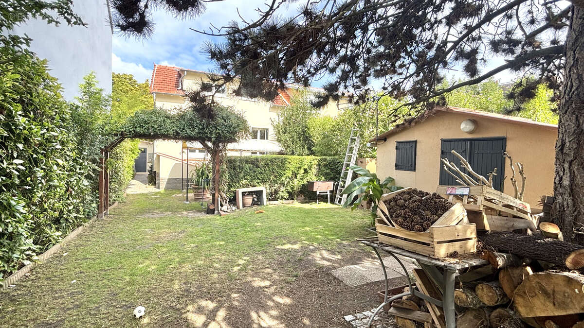 Maison à ENGHIEN-LES-BAINS