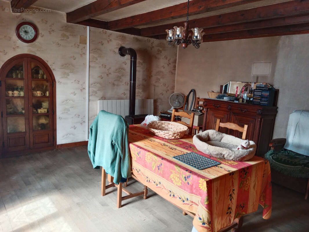 Maison à FONTAINE-LES-LUXEUIL