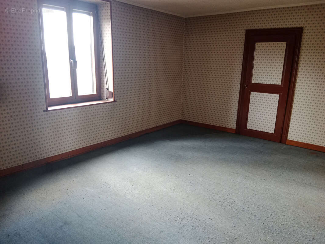 Maison à FONTAINE-LES-LUXEUIL