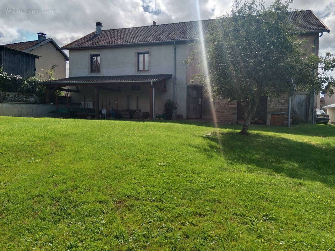 Maison à LUXEUIL-LES-BAINS