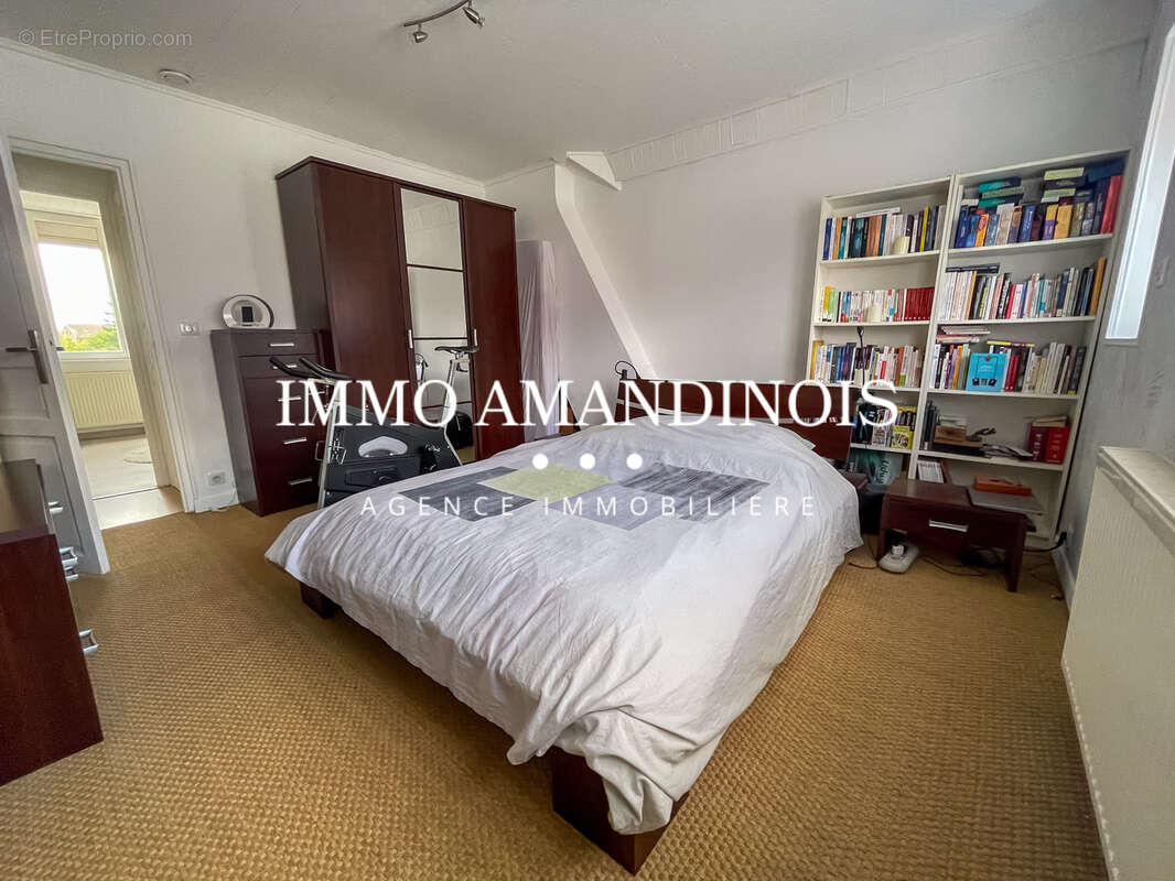 Maison à SAINT-AMAND-LES-EAUX