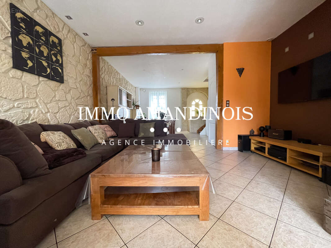 Maison à SAINT-AMAND-LES-EAUX