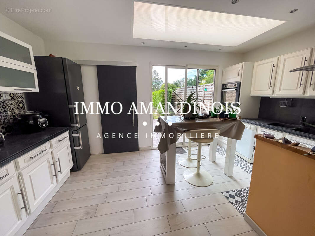 Maison à SAINT-AMAND-LES-EAUX