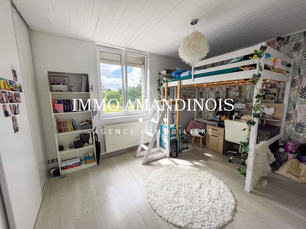 Maison à SAINT-AMAND-LES-EAUX