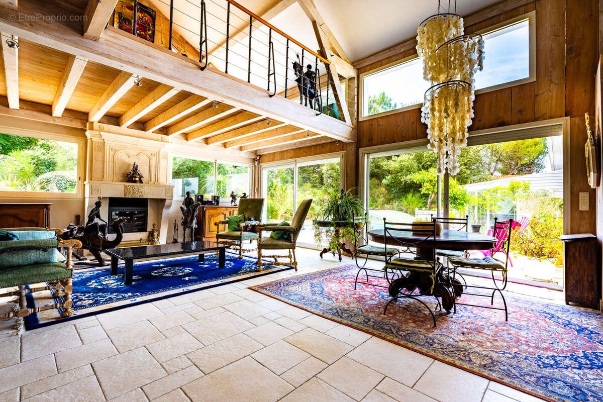 Maison à SAINT-PALAIS-SUR-MER