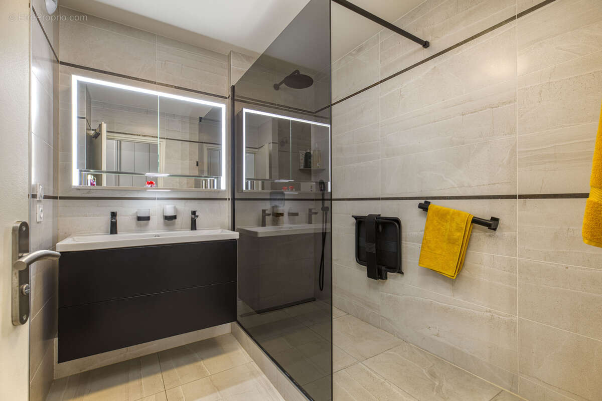 Appartement à FERNEY-VOLTAIRE