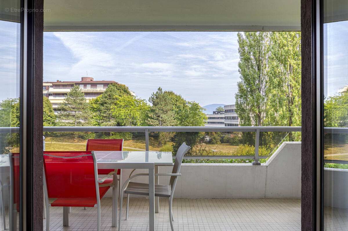 Appartement à FERNEY-VOLTAIRE