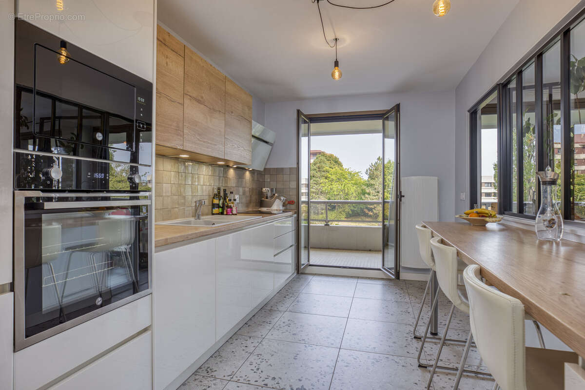 Appartement à FERNEY-VOLTAIRE