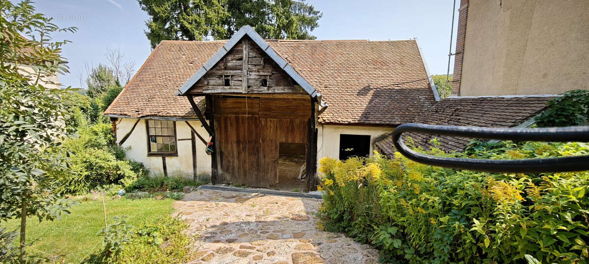 Maison à AIX-EN-OTHE