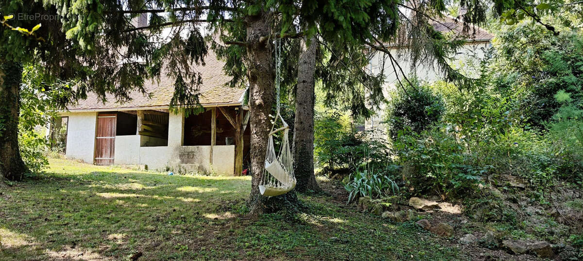 Maison à AIX-EN-OTHE