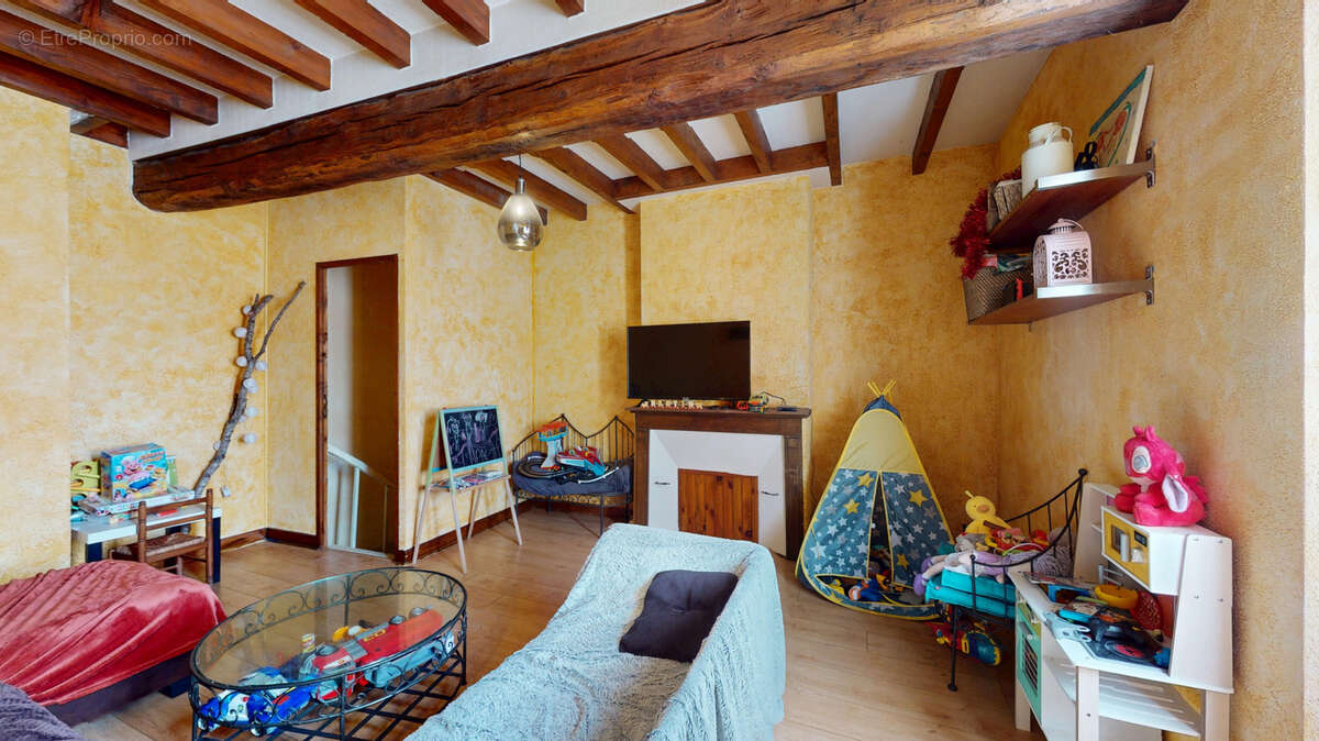 Maison à AIX-EN-OTHE