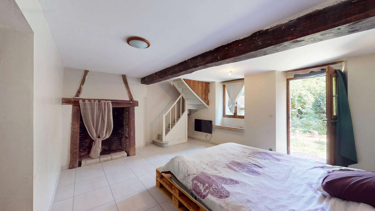 Maison à AIX-EN-OTHE