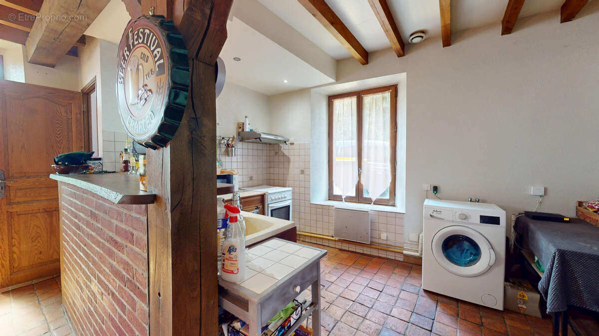 Maison à AIX-EN-OTHE