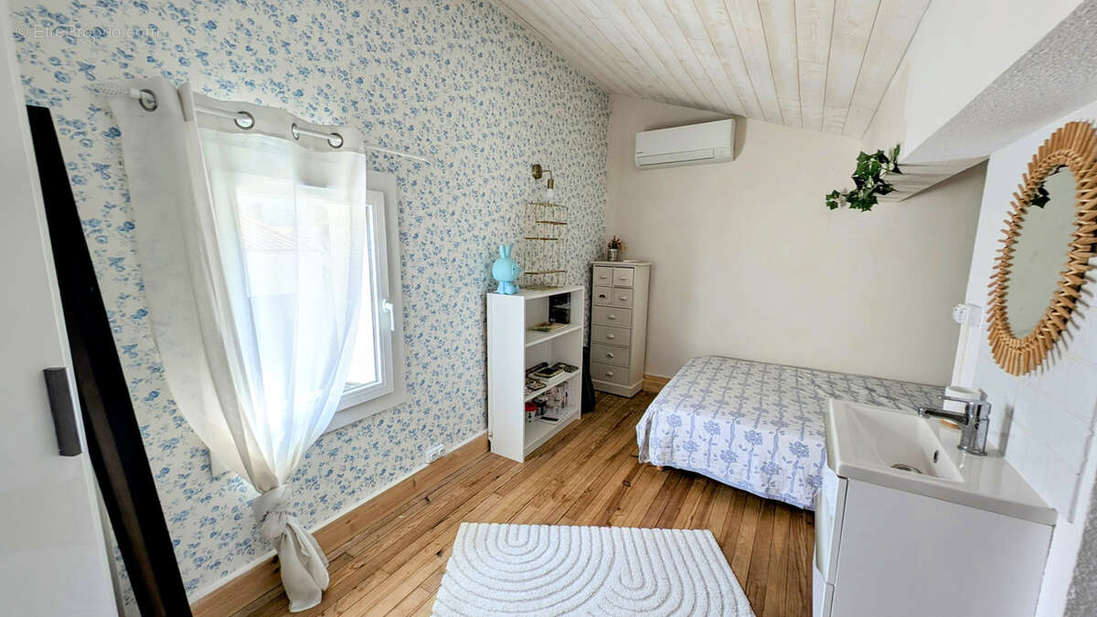 Maison à LAROQUE-DES-ALBERES