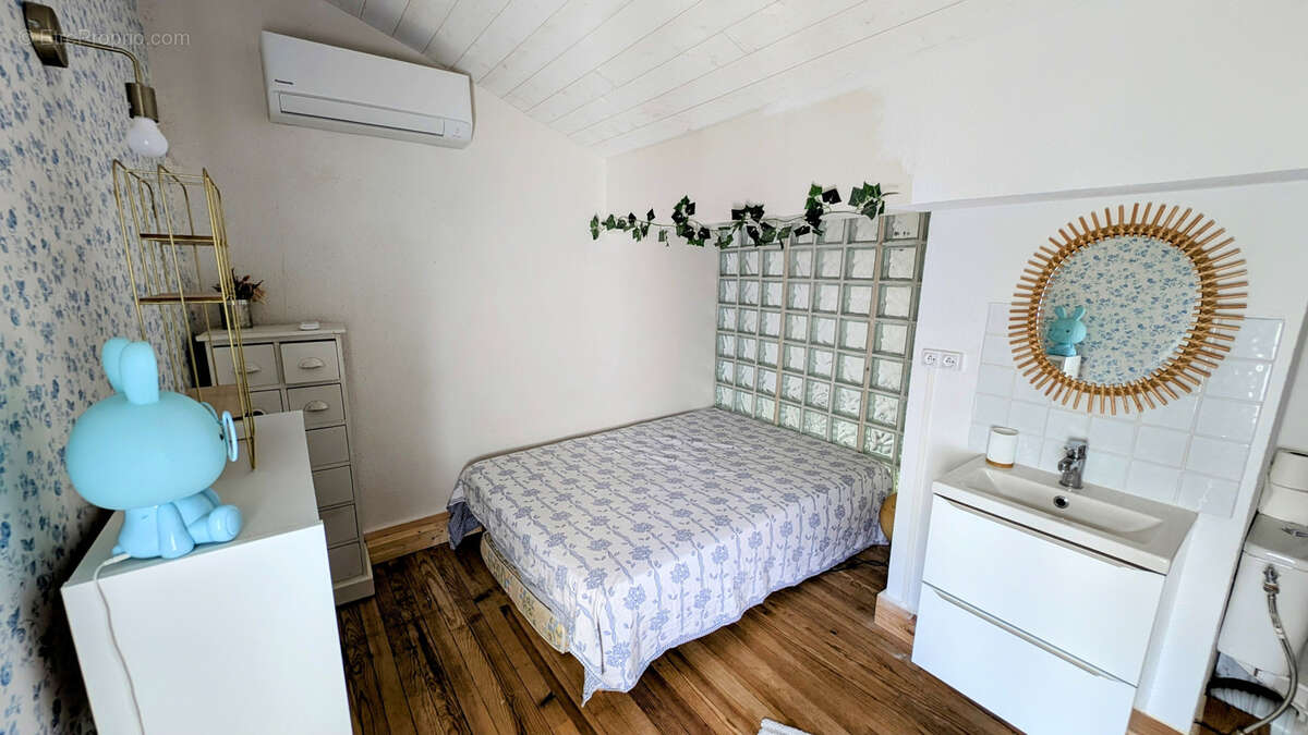 Maison à LAROQUE-DES-ALBERES