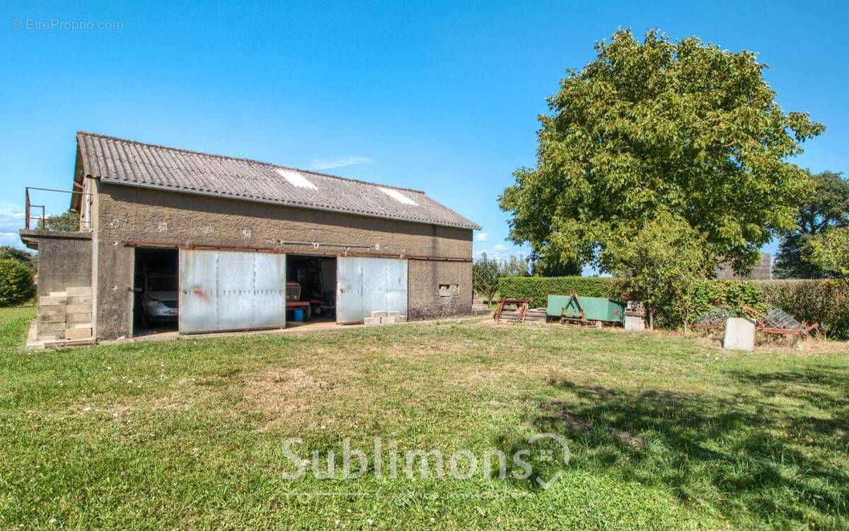 Terrain à QUESTEMBERT