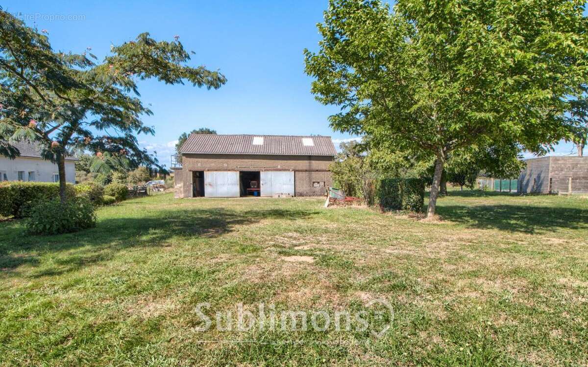 Terrain à QUESTEMBERT