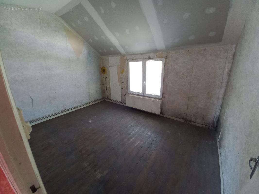 Maison à COURCELLES-LES-LENS