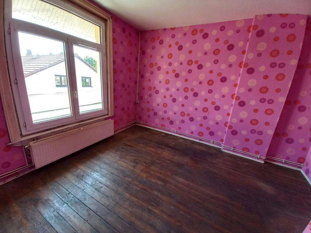 Maison à COURCELLES-LES-LENS