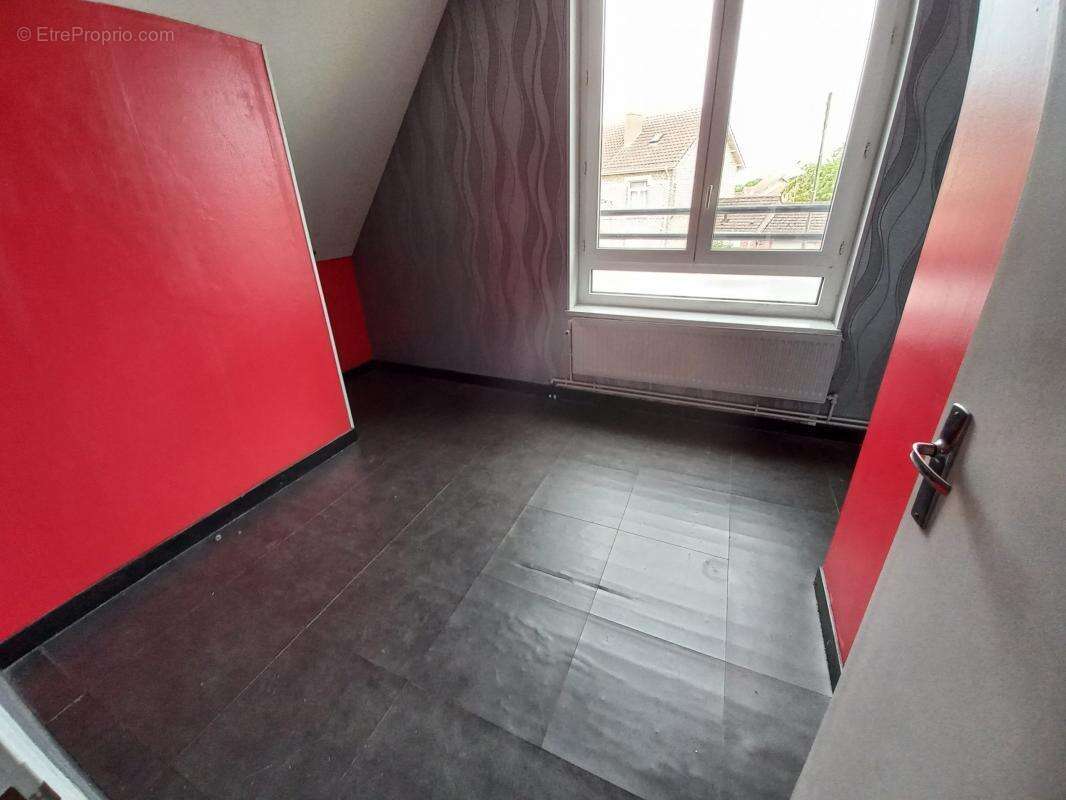 Maison à COURCELLES-LES-LENS