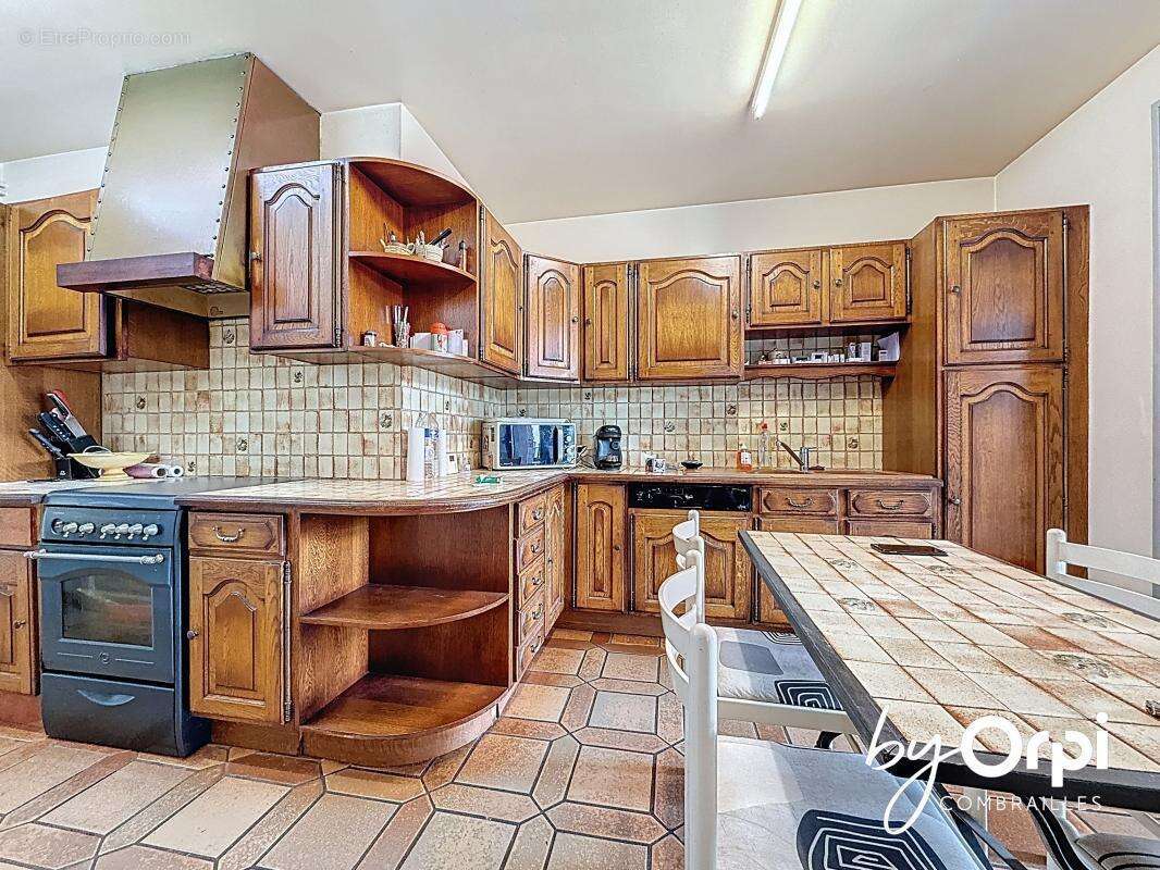 Maison à SAINT-ELOY-LES-MINES