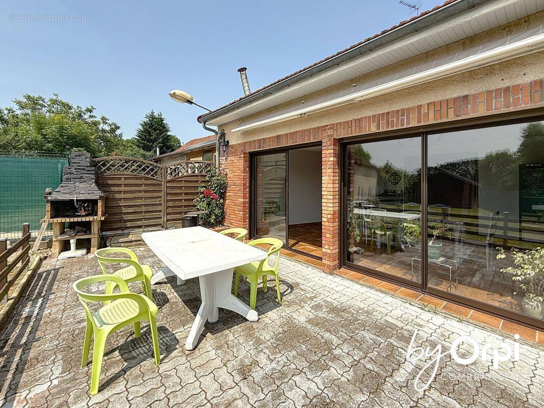 Maison à SAINT-ELOY-LES-MINES