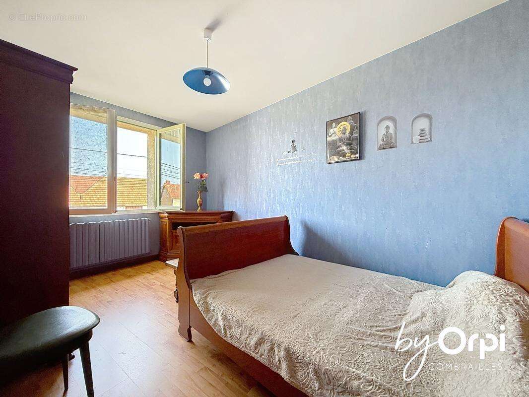 Maison à SAINT-ELOY-LES-MINES