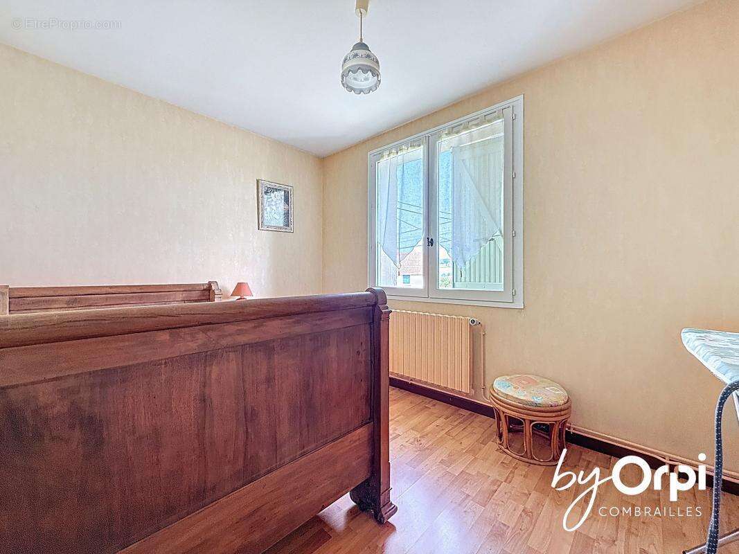 Maison à SAINT-ELOY-LES-MINES