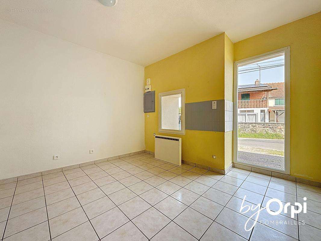 Maison à SAINT-ELOY-LES-MINES