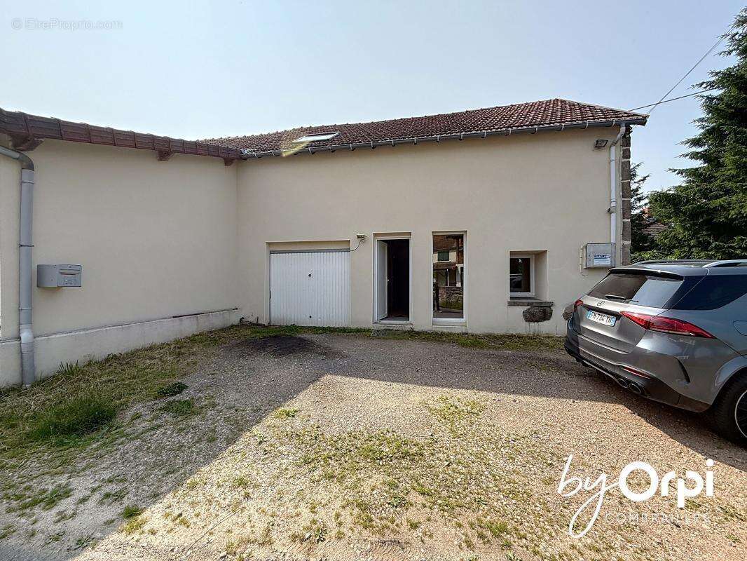 Maison à SAINT-ELOY-LES-MINES