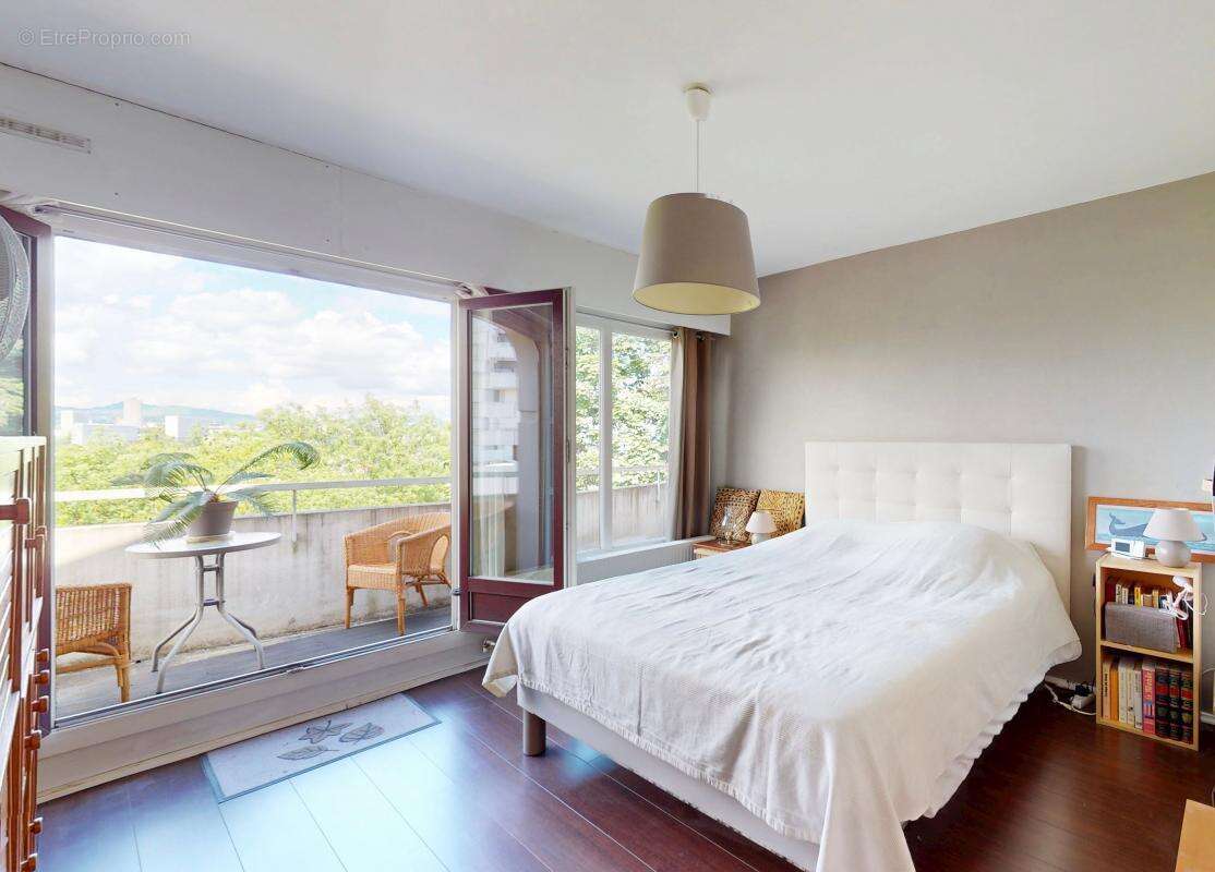 Appartement à LYON-9E