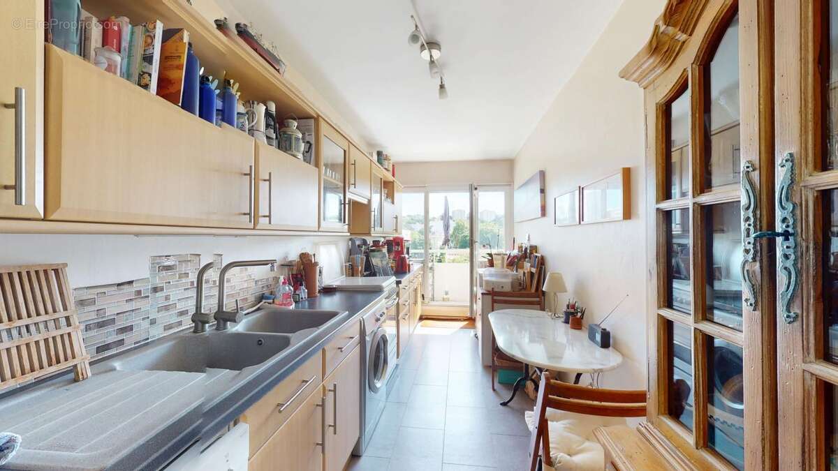 Appartement à LYON-9E