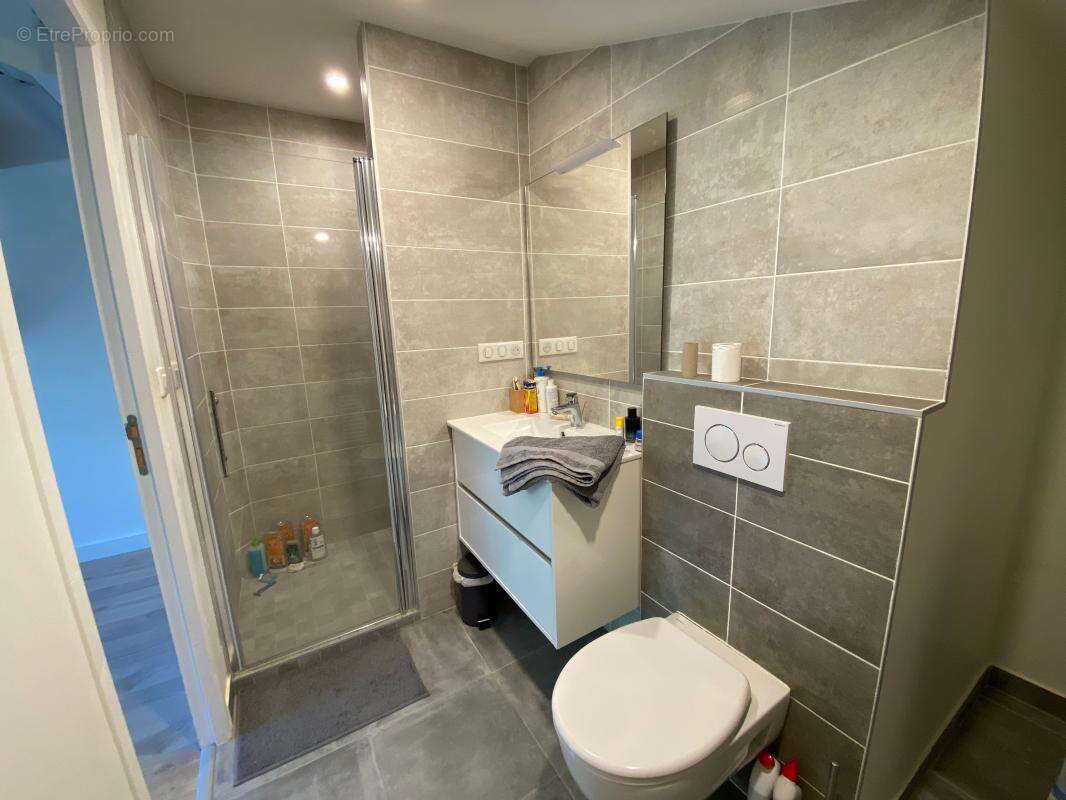 Maison à FONTAINES-SAINT-MARTIN