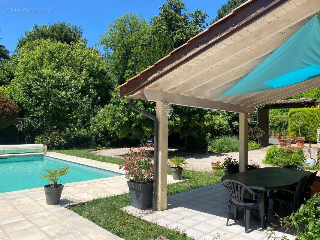 Maison à FONTAINES-SAINT-MARTIN