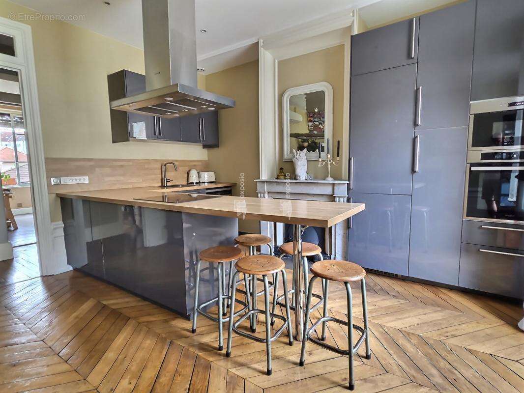 Appartement à LYON-3E